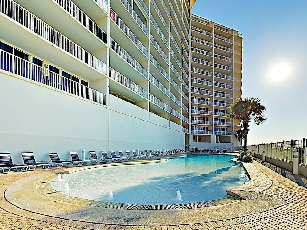 New Listing! Gulf-front Getaway W/ 2 Pools & Gym 1 Bedroom Condo