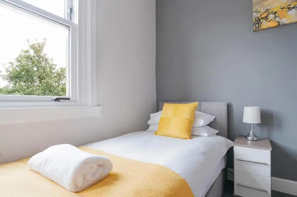 Dalkeith Three Bed Two Bath Apartment