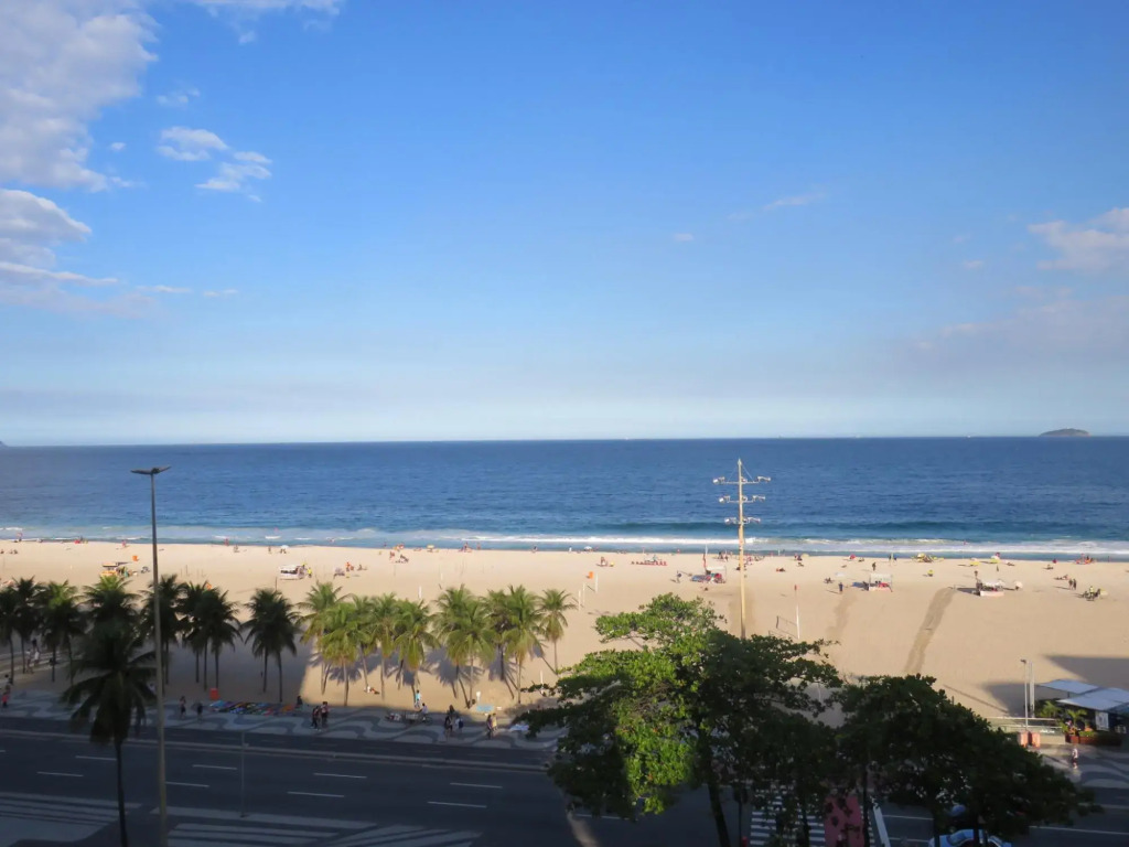 Pineapples ATL702 | Copacabana beach view