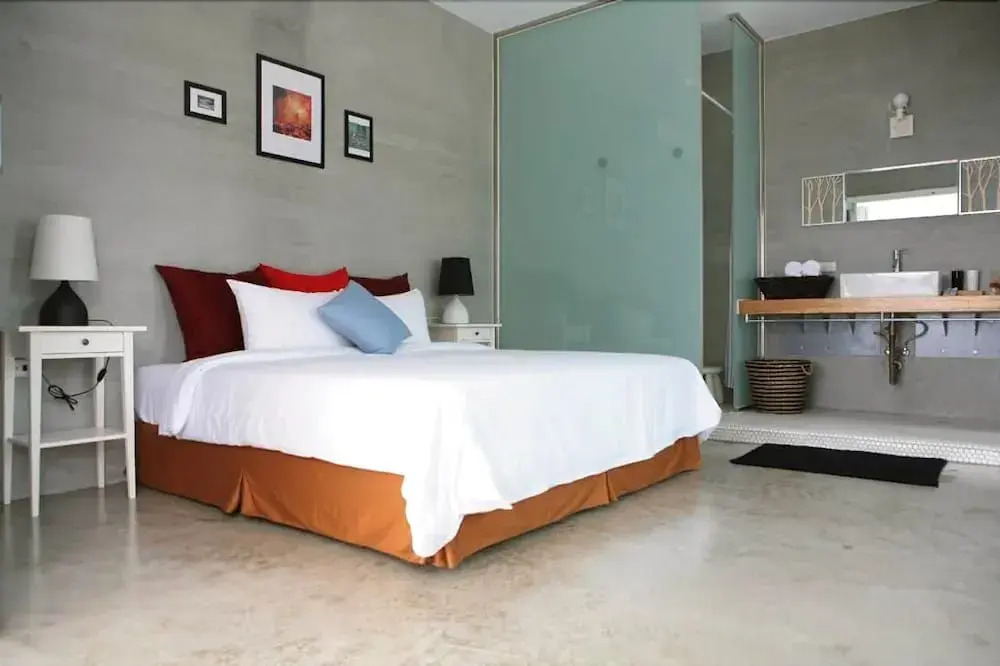 The Ocean Apartment