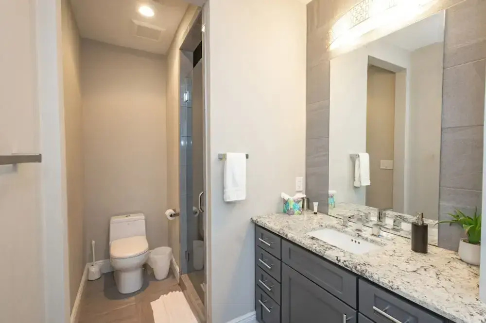 Spacious 6BR Beach Home With Elevator Heated Pool - Ideal for Family Vacations