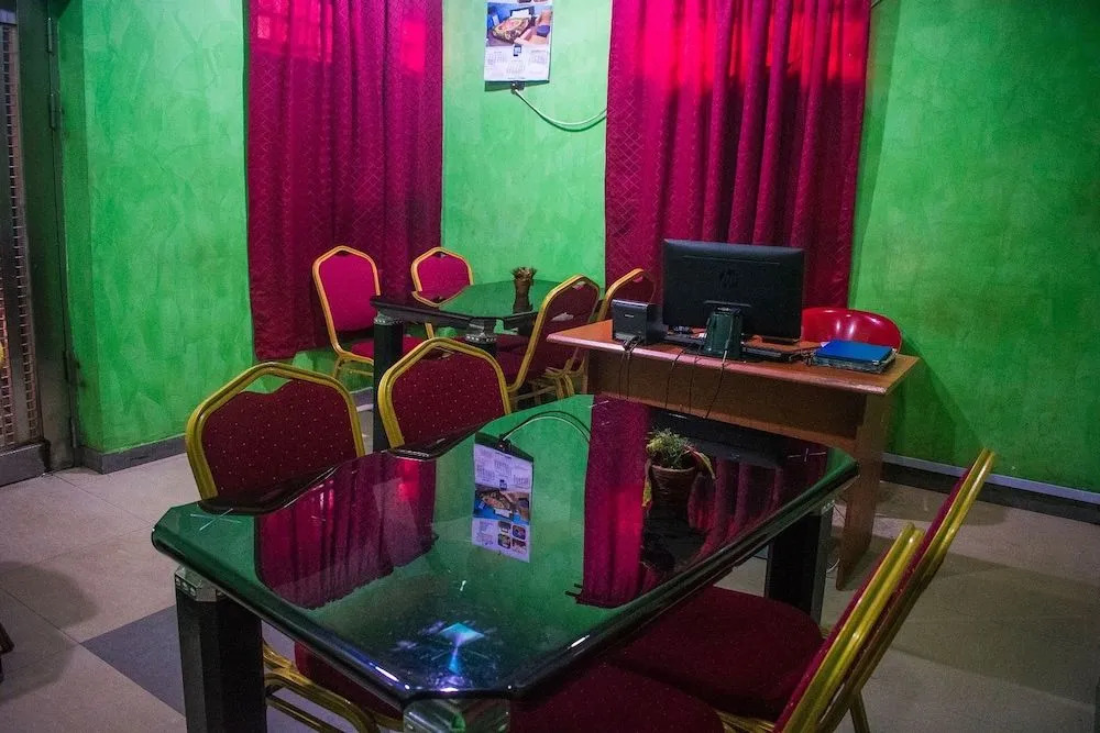 Exquisite Suites & Conference Centre