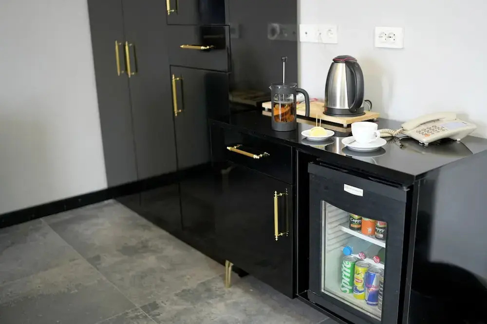 KY Continental Apartments