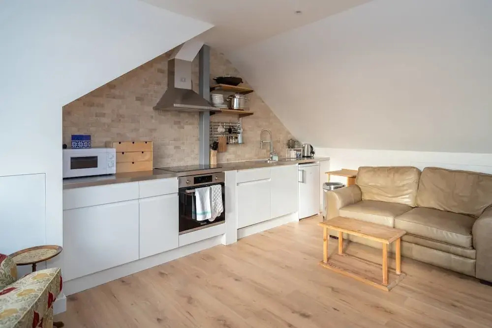 Wonderful 2 bed by Queen's Park, for 6 Guests!