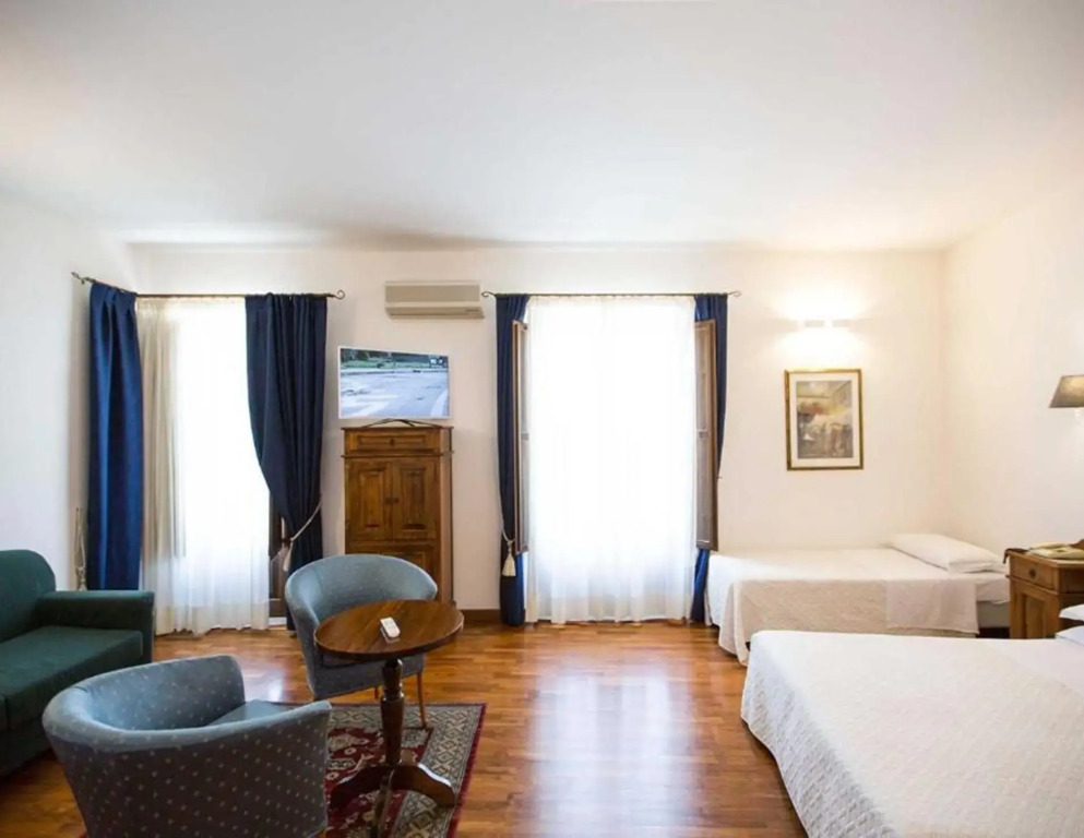 Hotel La Piazzetta