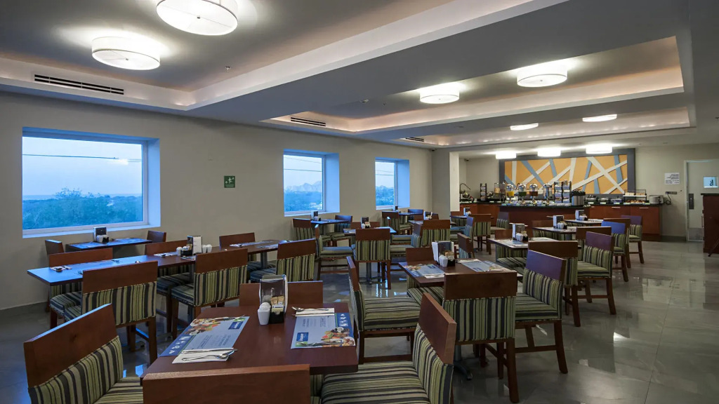 Holiday Inn Express Cabo San Lucas by IHG