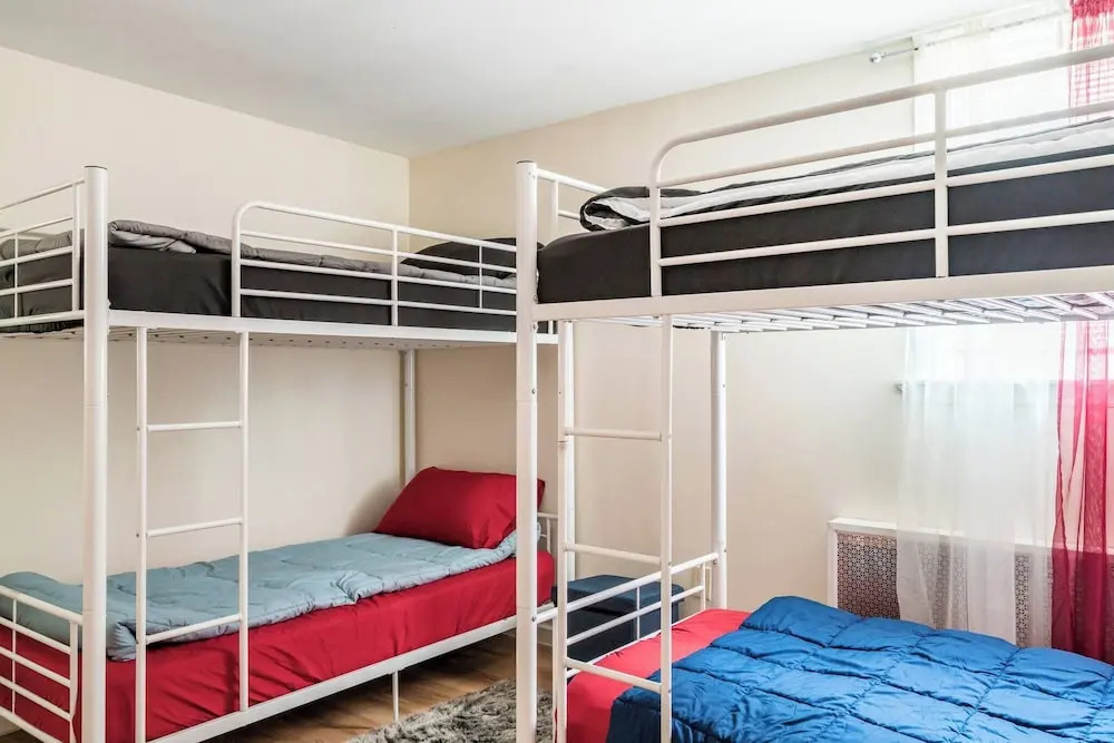 Lovely 2 Bedroom In Brooklyn Sleeps 5