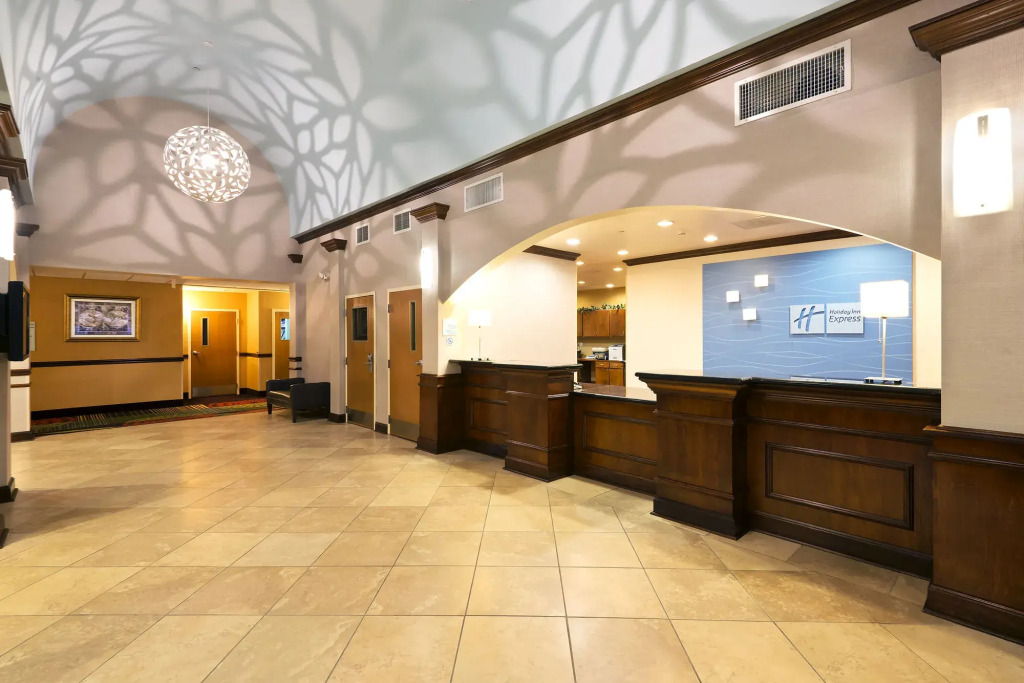 Holiday Inn Express Suites Little Rock West by IHG