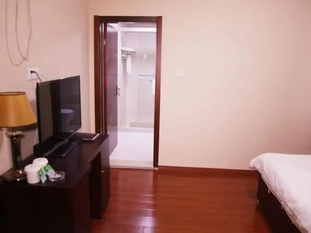 Green Tree Inn Suzhou Kunshan Yangcheng Lake Bacheng Town North Hubin Road
