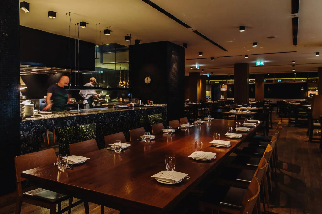 Four Seasons Hotel Sydney