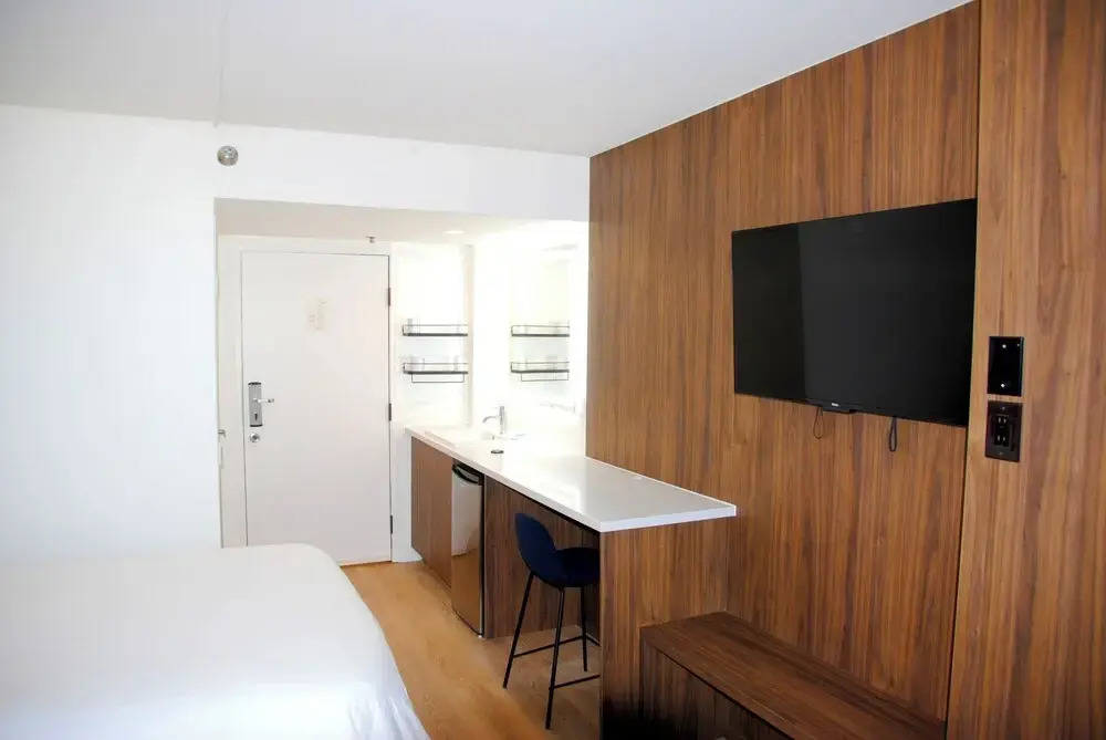 Uptown Inn by Vantaggio - Limited Service Apart-Hotel