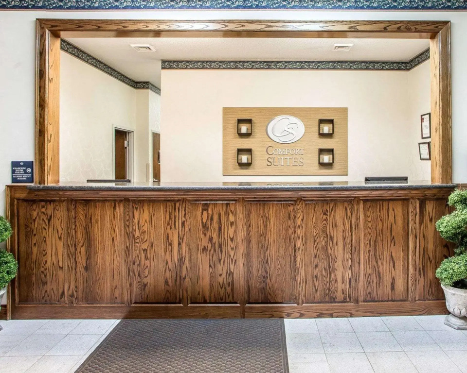 Comfort Suites - Jefferson City