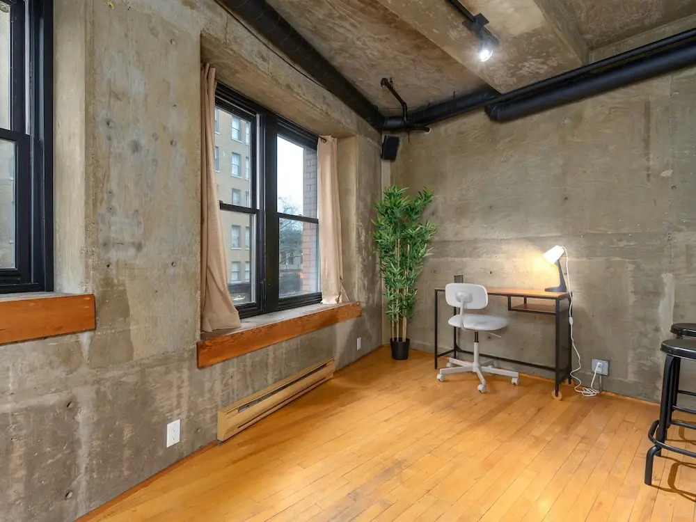 Sterling Suites - Gastown