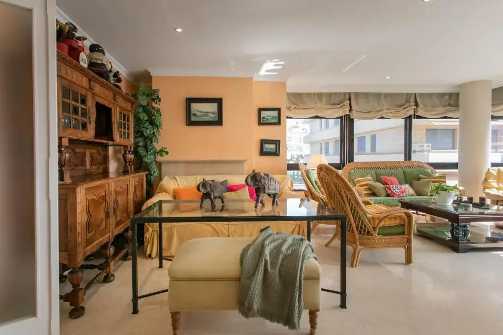 4 bedroom apartment close by beach in Fuengirola