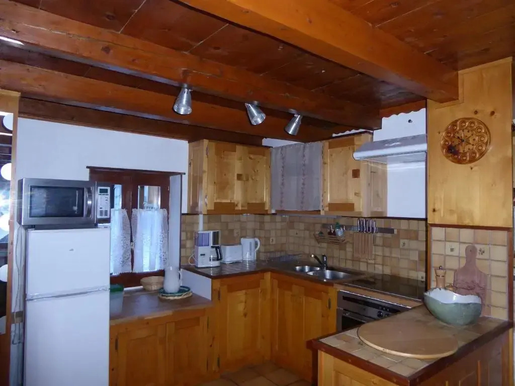 Charmant chalet en pierre pour 6 pers. à Pralognan-la-Vanoise - FR-1-464-16