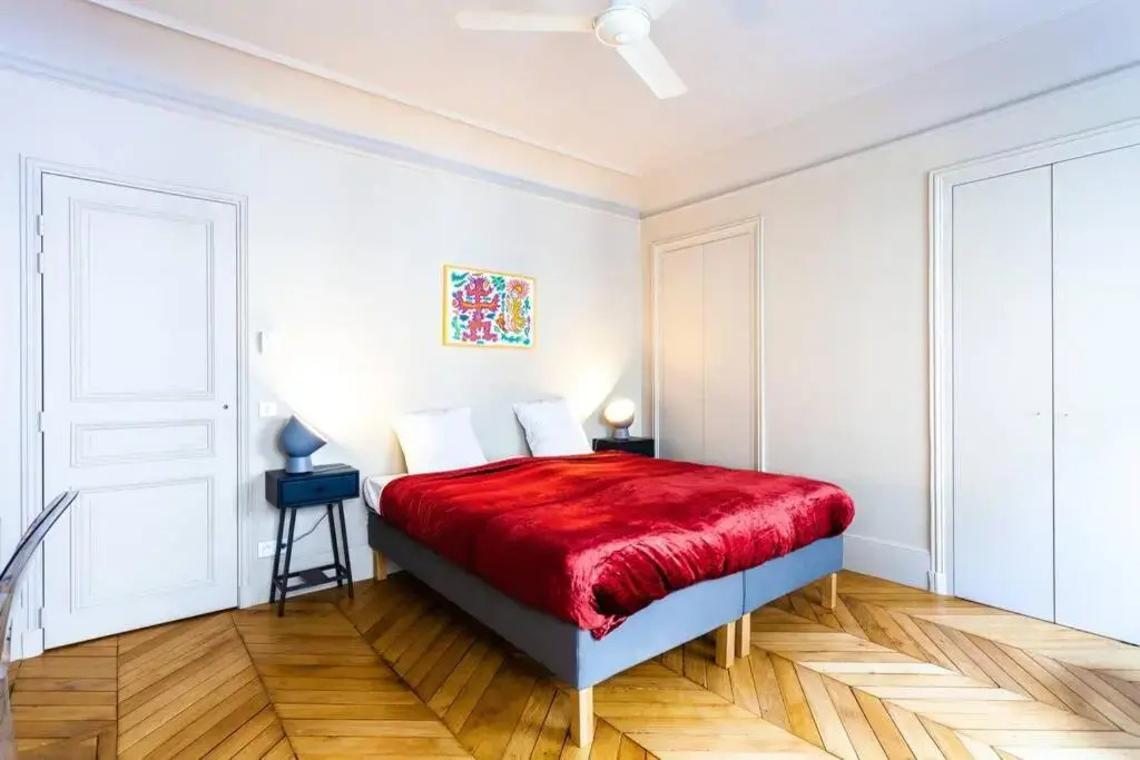Greeter-Bel appartement Parisien de 70m2 - St Lazare
