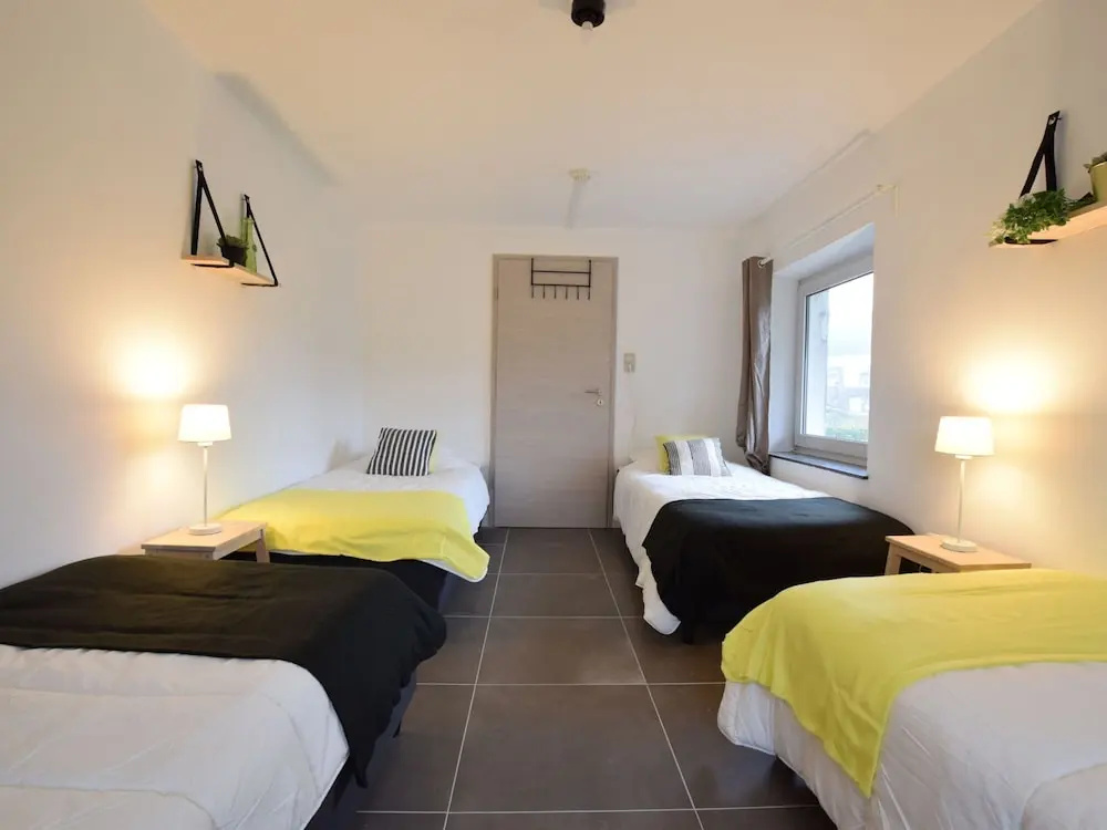Spacious Holiday Home in Vielsalm near Baraque de Fraiture