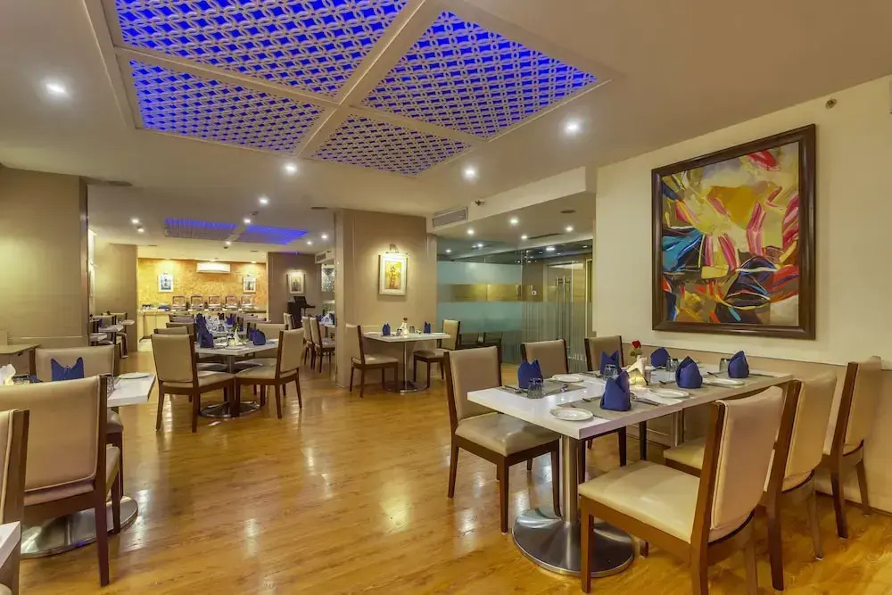 Golden Tulip New Delhi - Hari Nagar