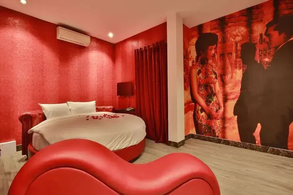 Lotus Hotel