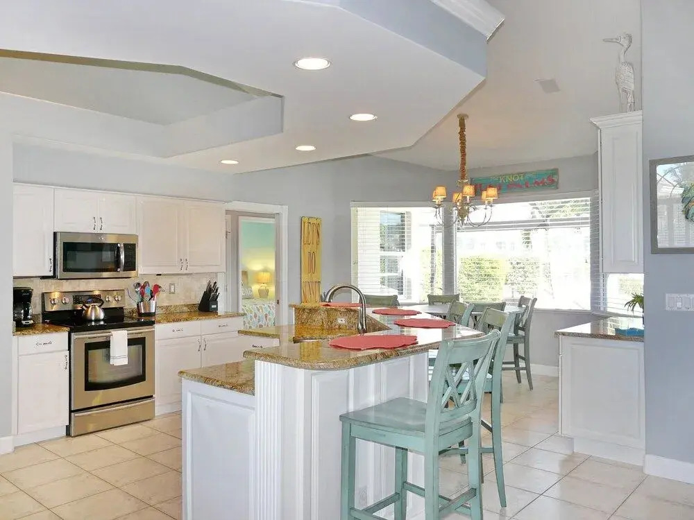 701 Kendall Drive