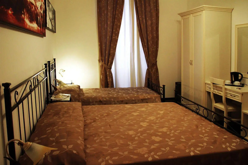 Al 138 Town House
