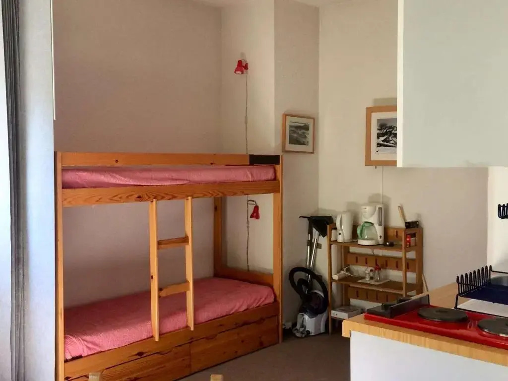 Appartement Vars, 1 pièce, 4 personnes - FR-1-330B-68