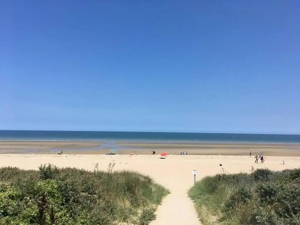 Appartement Merville-Franceville-Plage, 1 pièce, 4 personnes - FR-1-465-37