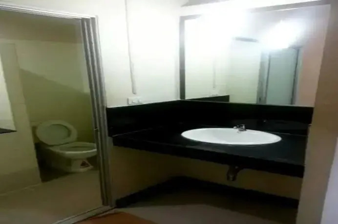 Hong Kong Plaza Service Apartment