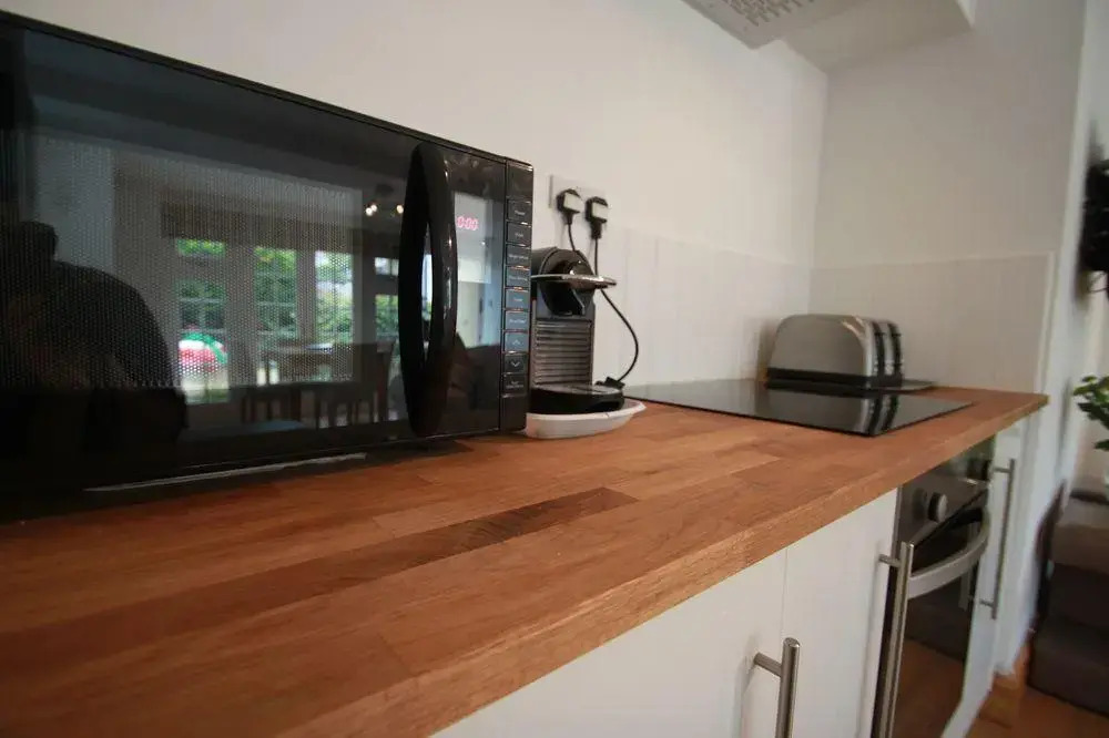 Just B - Apartment 4