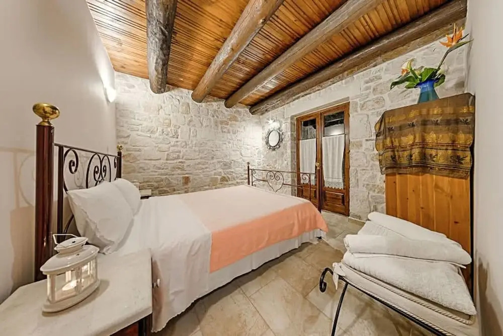 Villa Poseidon - Family Suite In Zante w Pool