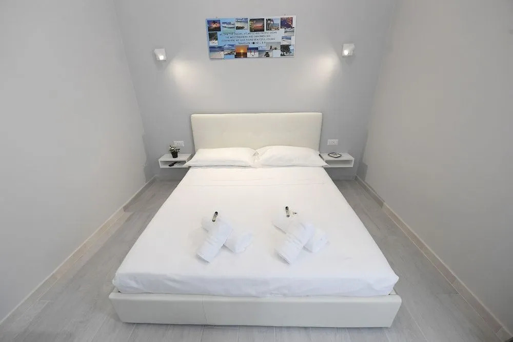 Voyager House Termini - Home and More