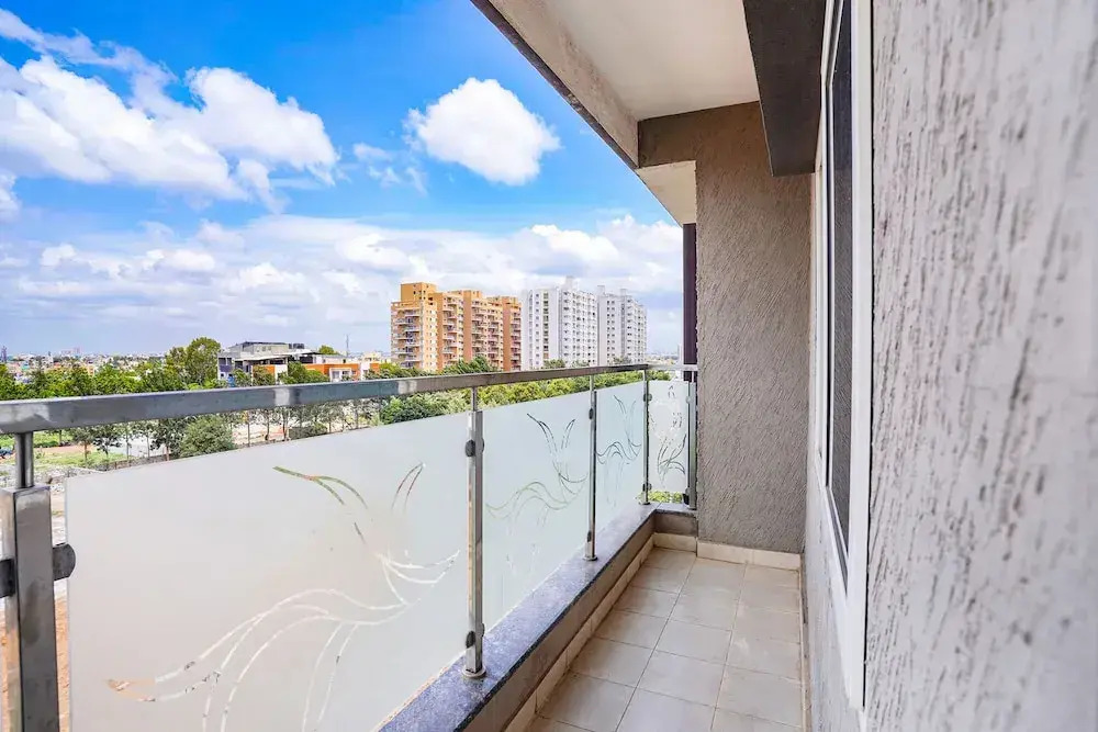 Fabhotel Humming Suites