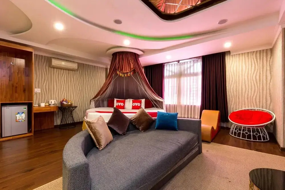 OYO 1108 Iboss Hotel