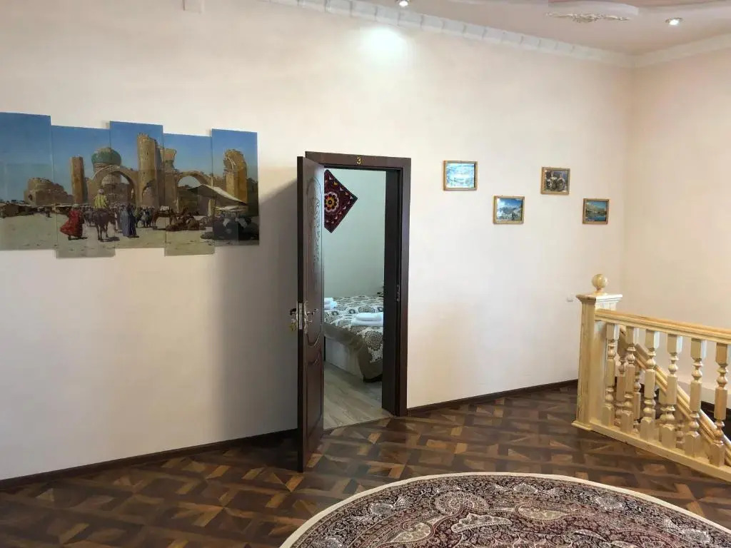 Saroy Guest house