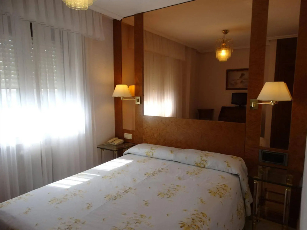 Le Petit Hotel
