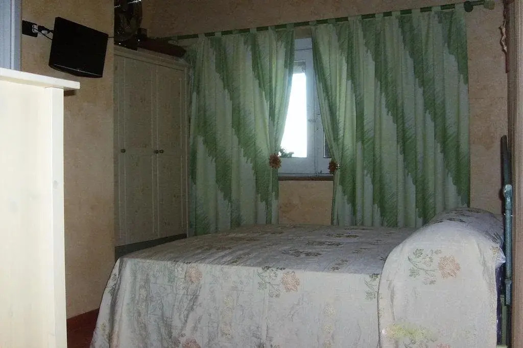 B&B Carolina Plebiscito R.