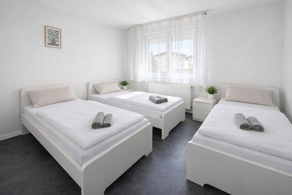 Frankfurt Airport view apartments