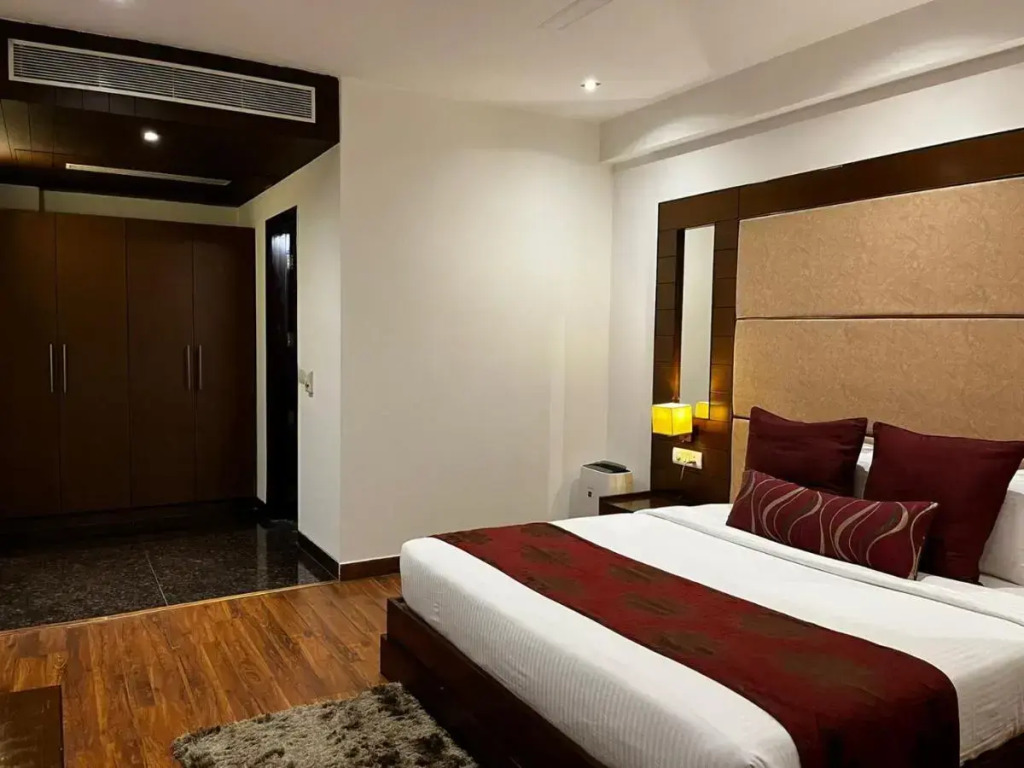 Yuhi Suites