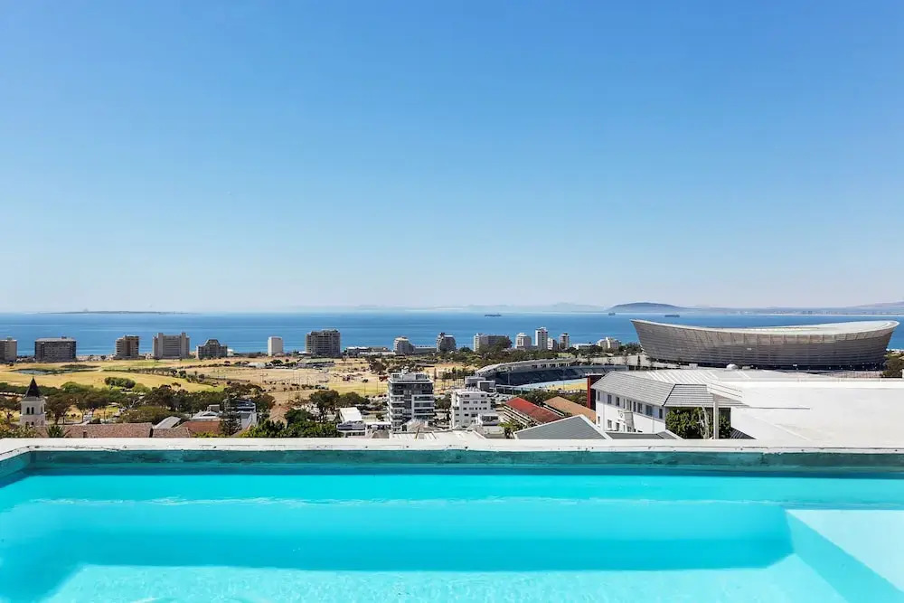 Upper Green Point Roos Villa