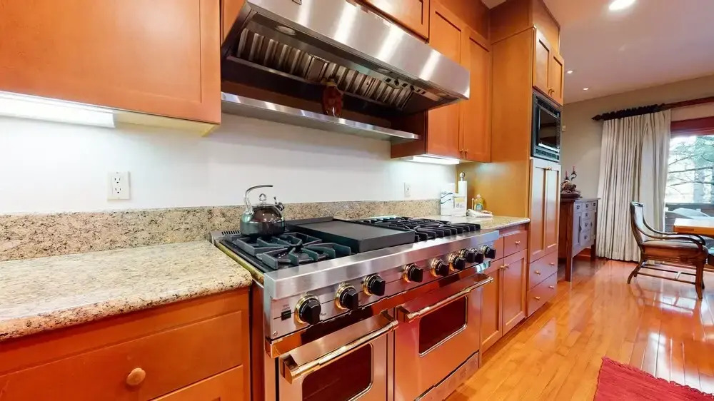 Timbers #10 4 Bedrooms Townhouse by RedAwning