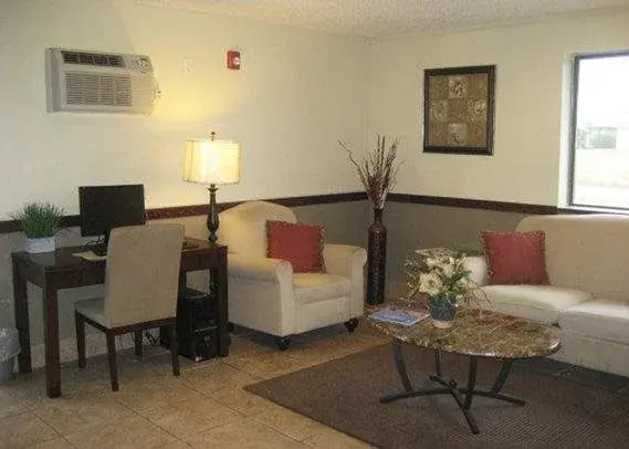 Heaven Hotel Lodge of Pensacola