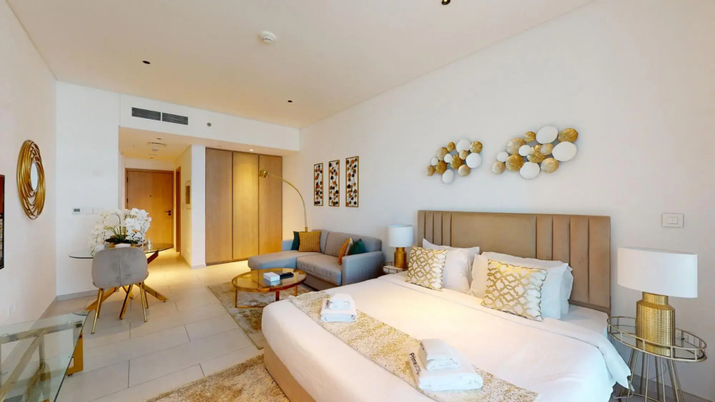 Business Bay - Marquise Square Tower 1613