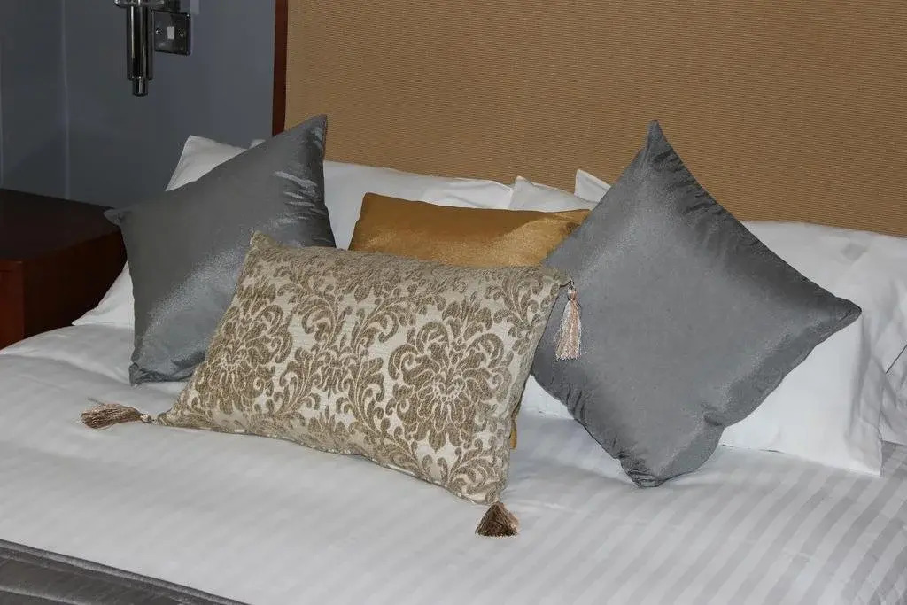 Ambassador Court Hotel