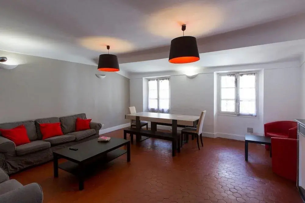 Backpackers House