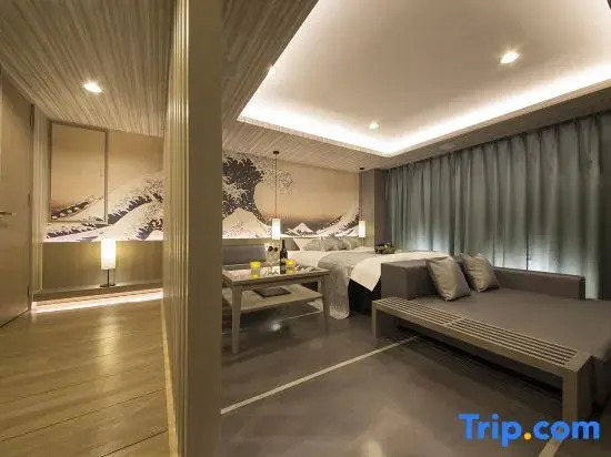 Hotel Retour (Adult Only)