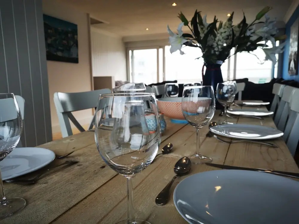 87 Marineside Beach Side Property With Stunning sea Views