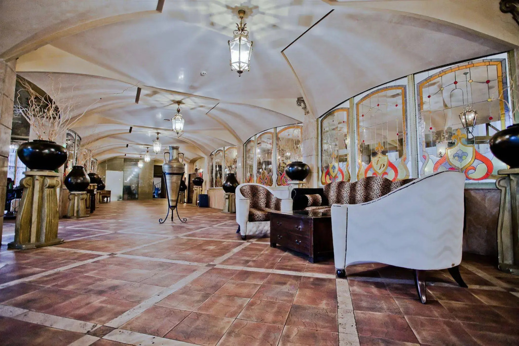 Imperial Palace Hotel