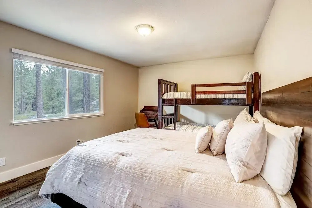 Grizzly Cottage