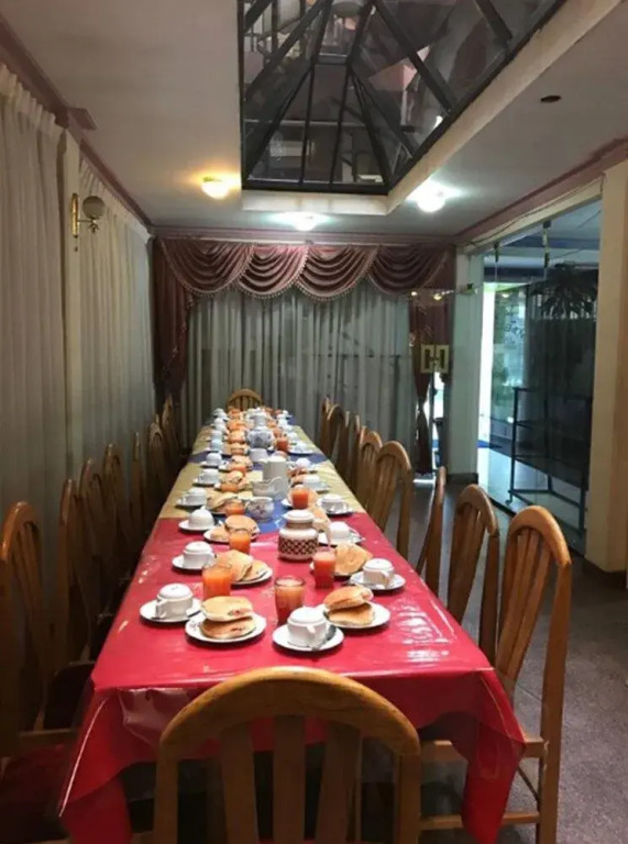 Copacabana Hostal