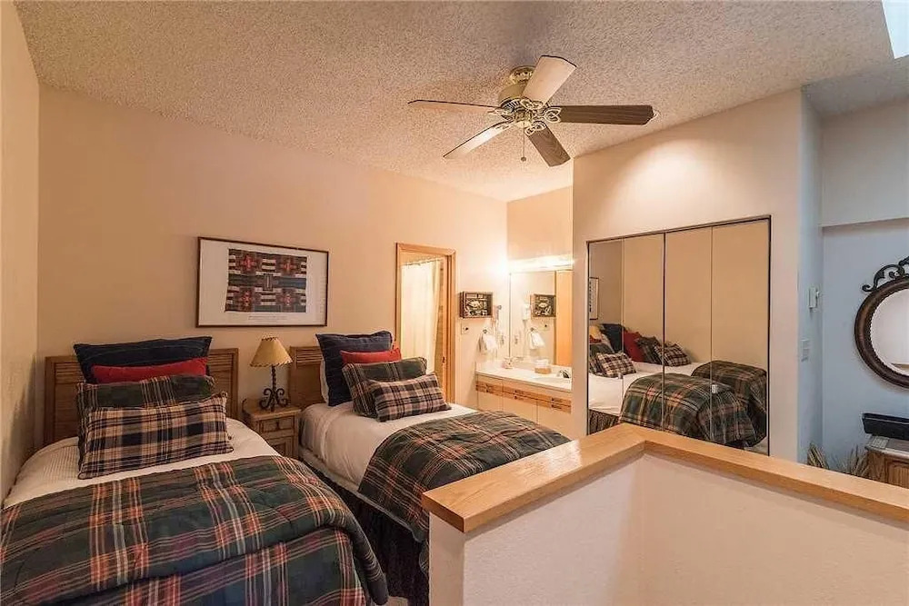 1303 Trappeur's Lodge, Trappeur's Crossing Apartment 2